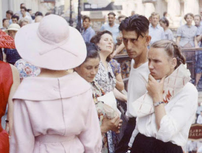 Christian Dior’s first time in Moscow: See how soviet women reacted geotv.ge